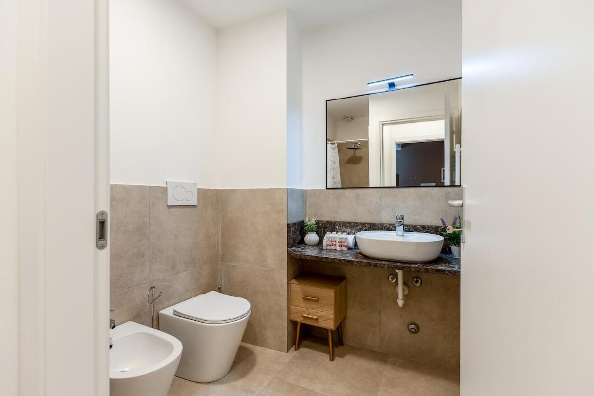 Apartment Authentic Private Flat 2 Min From Navigli *